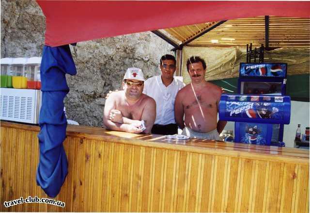  Египет  Шарм Эль Шейх  Один из лучших барменов в Royal Rojana Resort 