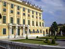 > Австрия > Вена > Kolping-Wien-Zentral  Вид на дворец в Шенбрунне из сада Рудольфа