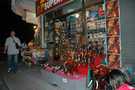> Таиланд > Паттайя  Лавка ,где продаются  местные сувениры