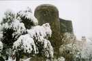 > Азербайджан  башня в снегу