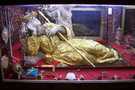 > Италия > Сицилия   Мраморное изваяние Св. Розалии в золотом облачении по