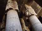 > Египет > Хургада  Внутри как и снаружи колоны венчают четыре лика Хатхор
