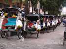 > Индонезия  Вело-рикши пока отдыхают...