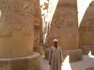  Египет  Достопримечательности  Карнакский храм (Луксор)  ДеД, блин сначала дал себя сфотографировать, я хотел да