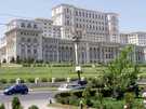  Румыния  Парламент - второе по величине здание в мире (после Пен�